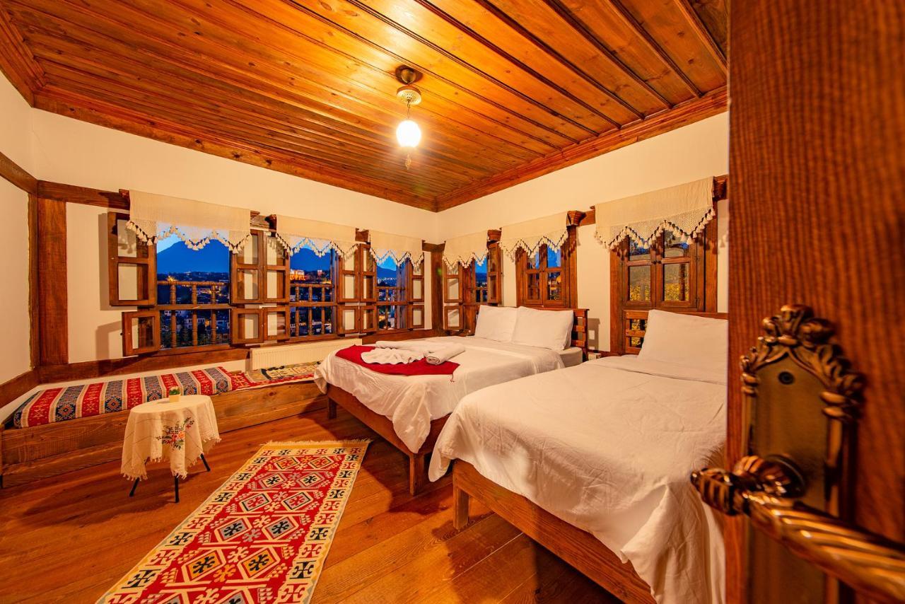 סאפראנבולו Hanedan Konak Hotel מראה חיצוני תמונה