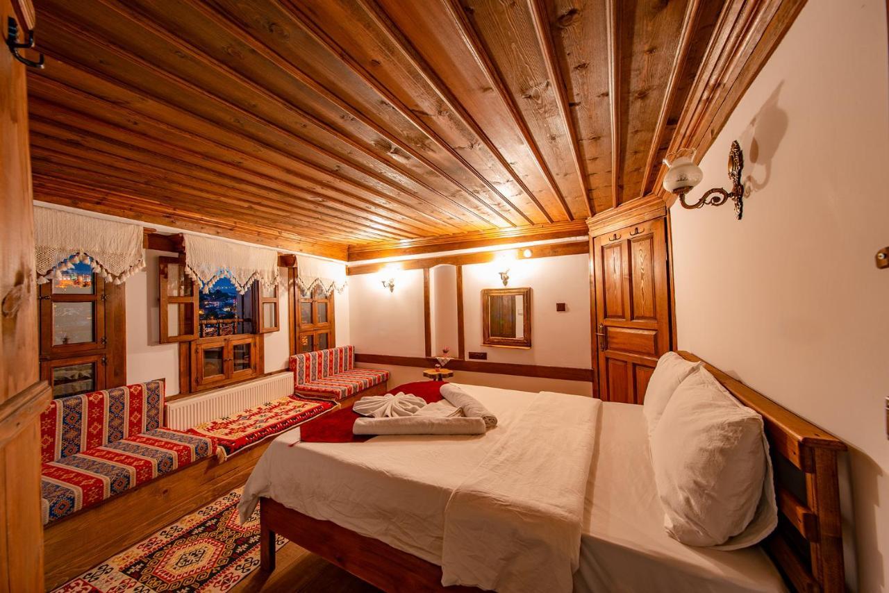 סאפראנבולו Hanedan Konak Hotel מראה חיצוני תמונה