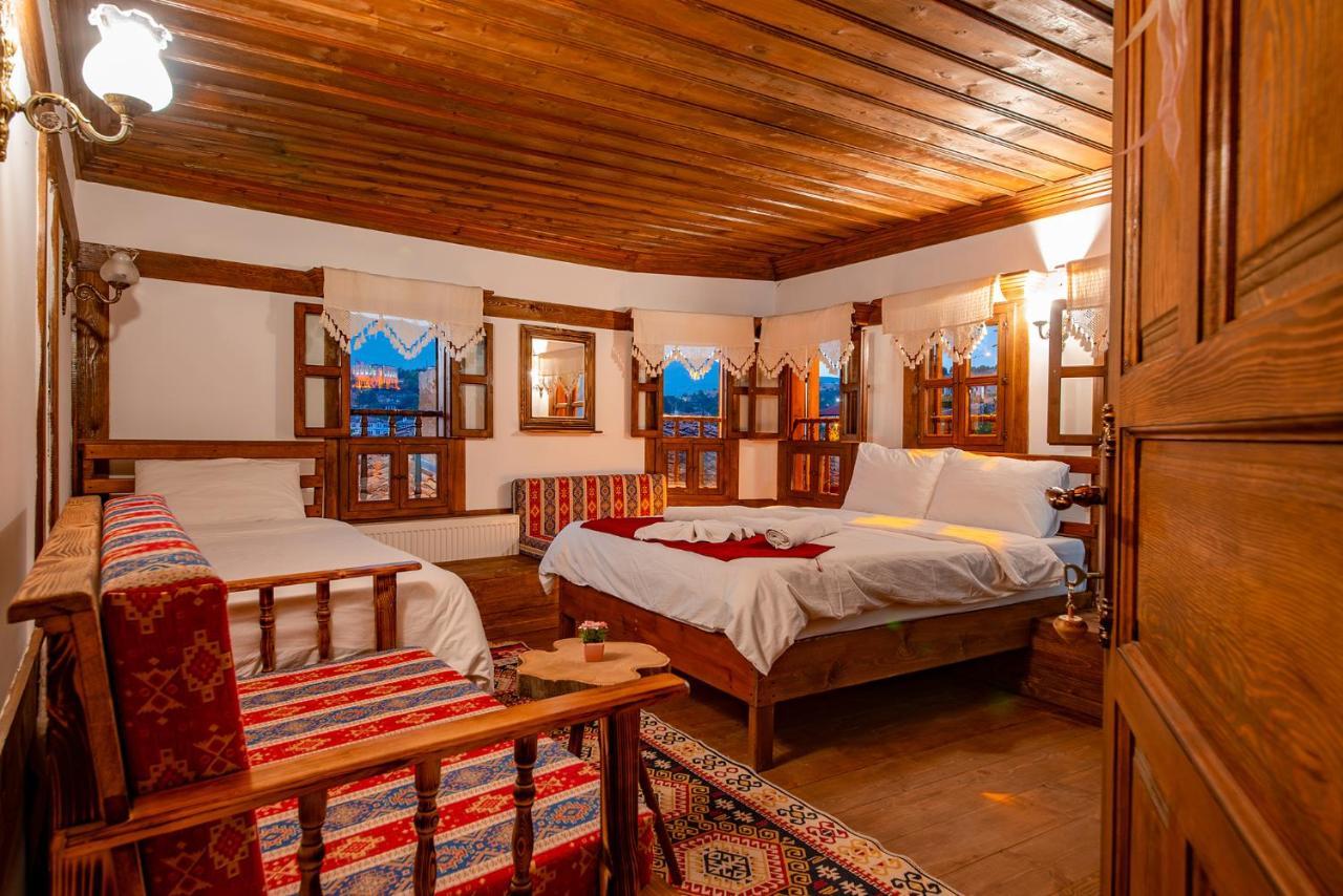 סאפראנבולו Hanedan Konak Hotel מראה חיצוני תמונה