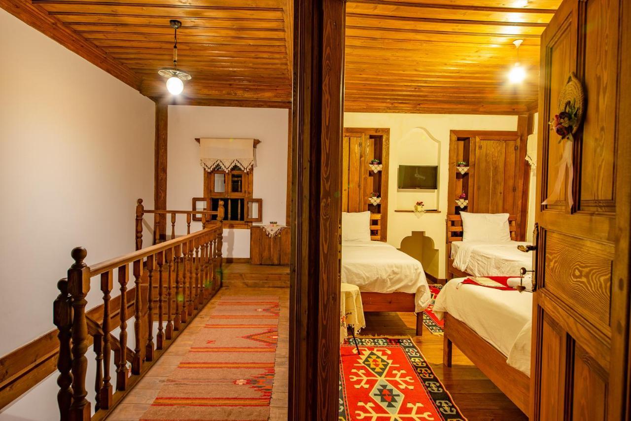 סאפראנבולו Hanedan Konak Hotel מראה חיצוני תמונה