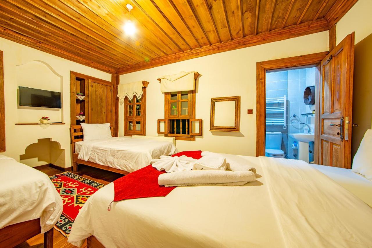 סאפראנבולו Hanedan Konak Hotel מראה חיצוני תמונה
