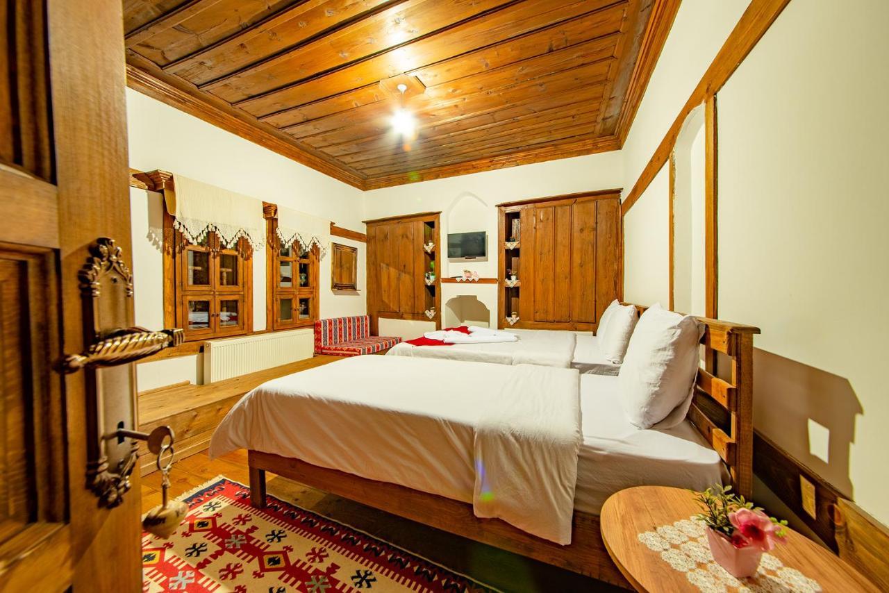 סאפראנבולו Hanedan Konak Hotel מראה חיצוני תמונה