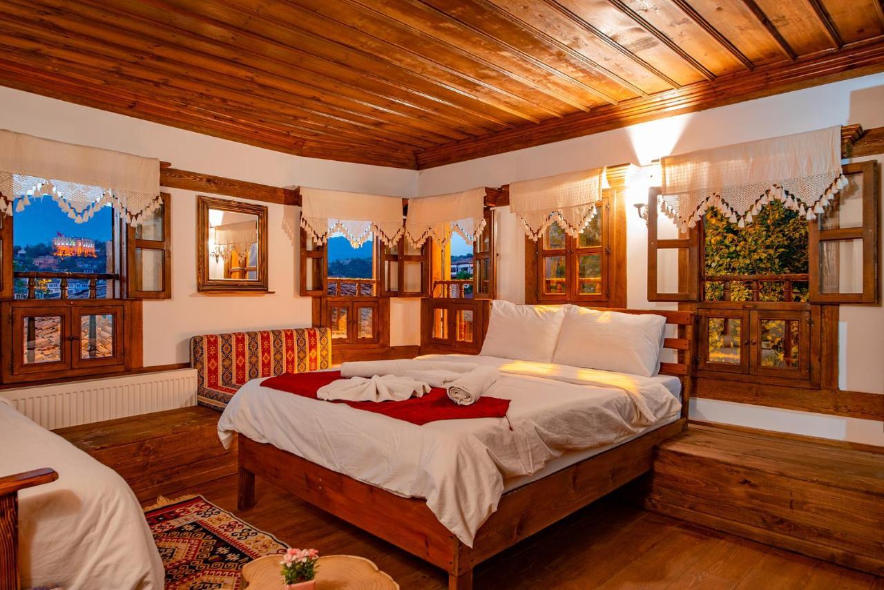 סאפראנבולו Hanedan Konak Hotel מראה חיצוני תמונה