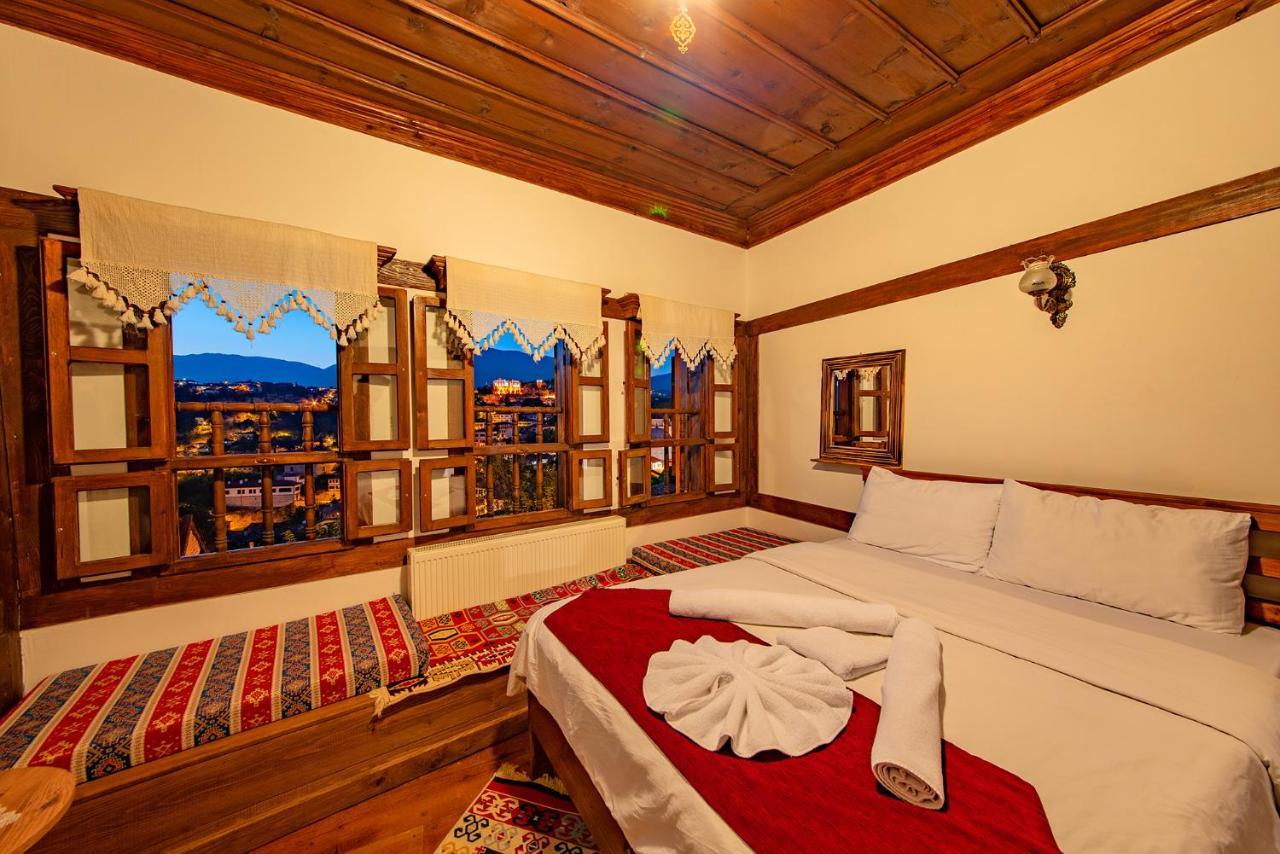 סאפראנבולו Hanedan Konak Hotel מראה חיצוני תמונה
