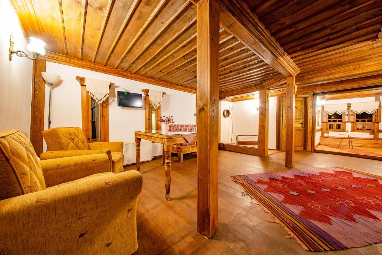 סאפראנבולו Hanedan Konak Hotel מראה חיצוני תמונה