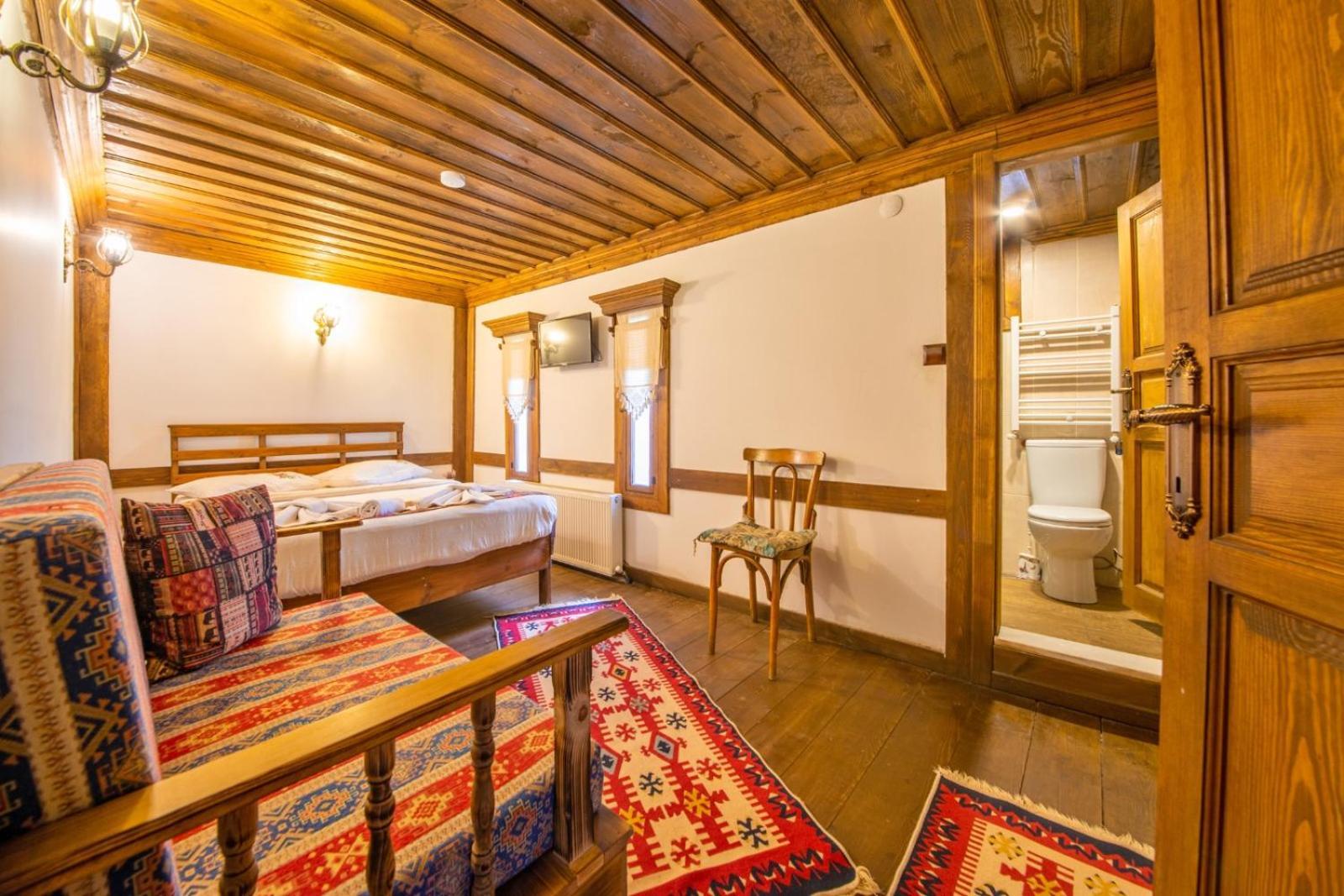 סאפראנבולו Hanedan Konak Hotel מראה חיצוני תמונה