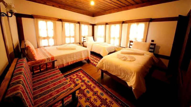 סאפראנבולו Hanedan Konak Hotel מראה חיצוני תמונה